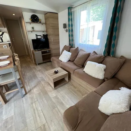 Mobil-Home 4 étoiles avec piscine proche de Blois Onzain Exterior foto