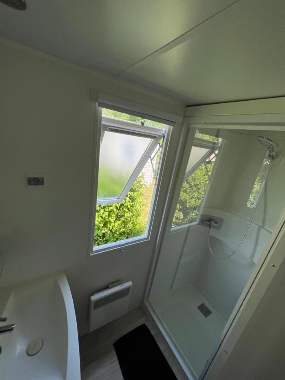 Campsite Mobil-home 4 Etoiles Avec Piscine Proche De Blois *
